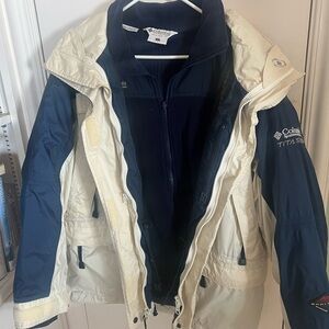 Women’s two piece Columbia winter jacket
